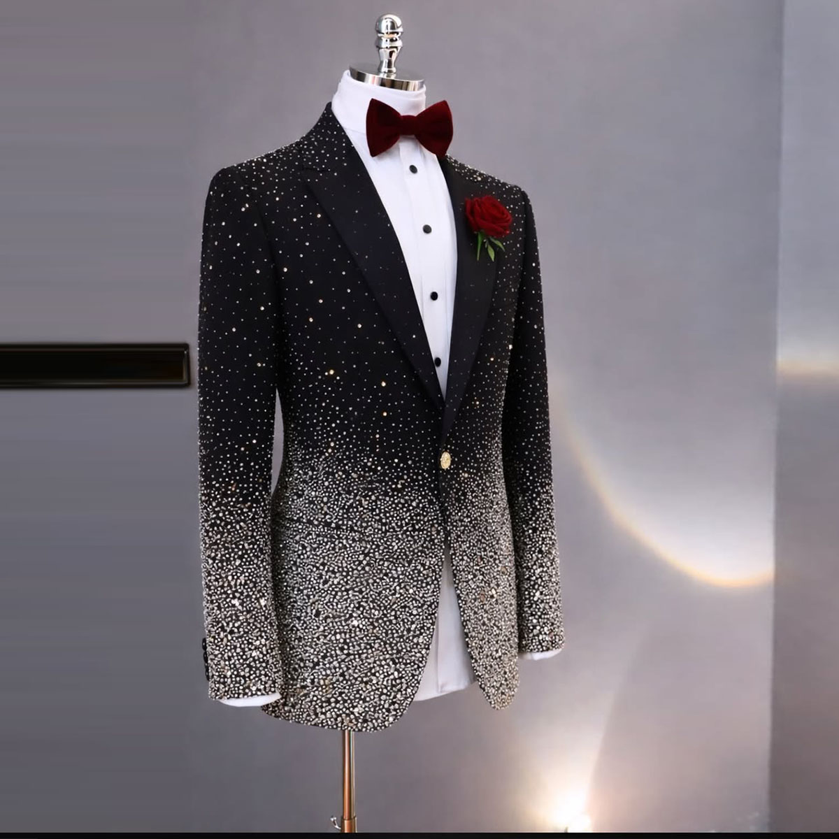 ชุดสูทผู้ชายประดับเพชรสวยงาม 2 - Slim Fit Blazer Men บทวิจารณ์และราคา